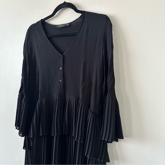 Zara-chiffon Pleated High Low Dress - Picture 5 of 9